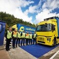 The two vehicles – a Renault Trucks E-Tech T 4x2 tractor unit with sleeper cab and a Renault Trucks E-Tech D Wide rigid with curtainsider body deliver
