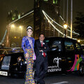 Arief Yahya and Miss Tourism Indonesia outside the cab near Tower Bridge