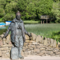 Tom Weir Statue