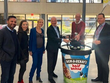 Terra Drone Europe member with the team of Unilever’s ice cream delivery program, ‘Ice Cream Now’, including Unilever CEO Alan Jope (third from right)