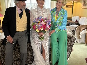 Frederike Gardiner with her parents, Alex Gardiner and Beatrice von Tresckow