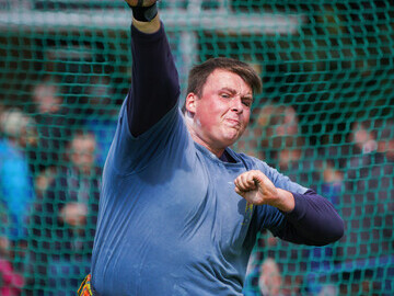 Heavyweight athlete throwing at Stirling Highland Games 2023