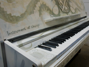 Street Piano - Instrument of Change