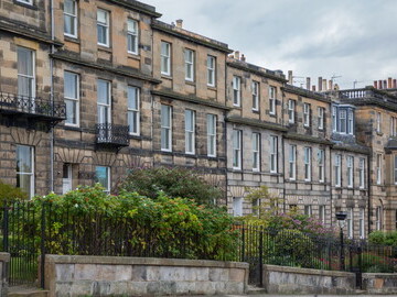 Edinburgh tenements sash and case windows