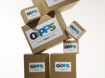 OiPPS branded delivery boxes