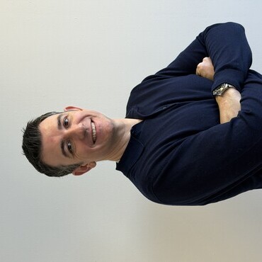 Iain Irvin, Director of Results Driven Marketing, working across UK B2B lead generation, LLM optimisation and AI search visibility.
