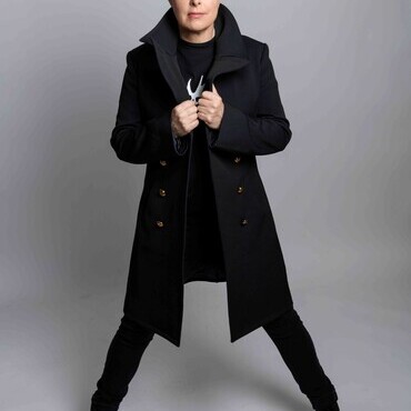 Sue Perkins Photo by Steve Ullathorne 