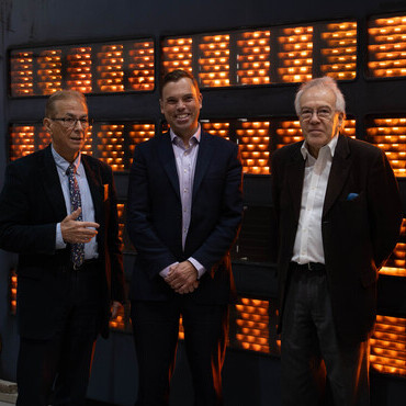he Welsh Cabinet Secretary for Transport, Ken Skates MS, with Askar Sheibani, CEO of Comtek Network Systems, and Grahame Guilford from Bangor Universi