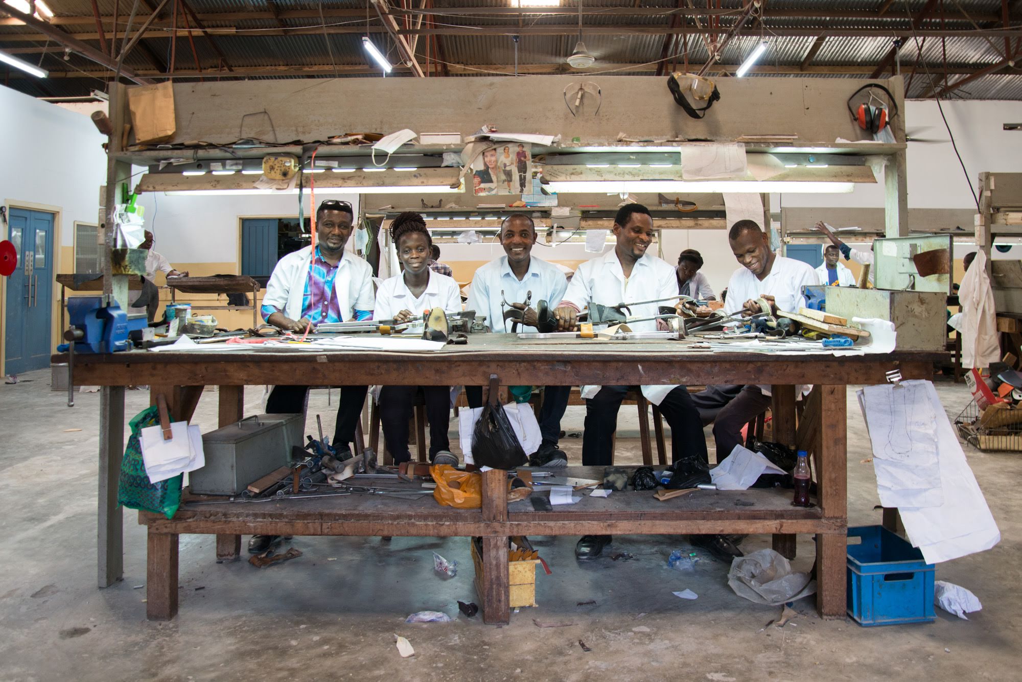 Prosthetists in Ghana work with high-quality legs from STAND.